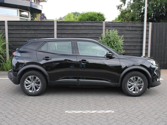 Peugeot e-2008 Active Pack 50 kWh 136PK Navigatie, Achteruitrijcamera, Apple Carplay, Android Auto, Climate Control