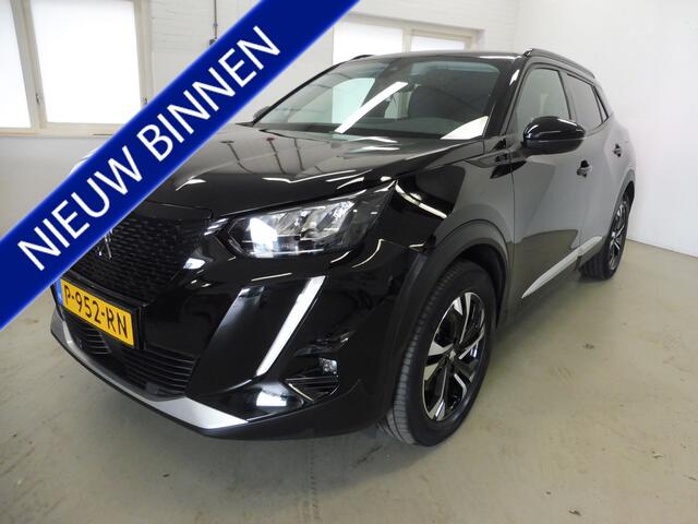 Peugeot e-2008 EV Blue Lease Allure 50 kWh 3FASE Camera | DAB | LMV 17" | Stof/leer | LED | Navi | NL auto | Géén afleverkosten