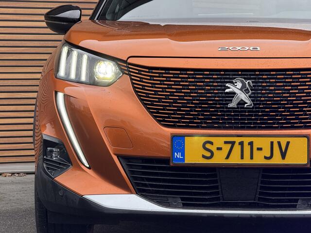 Peugeot e-2008 EV GT Pack 50 kWh Trekhaak / Clima / Camera / Navi / Adapt. Cruise / Carplay