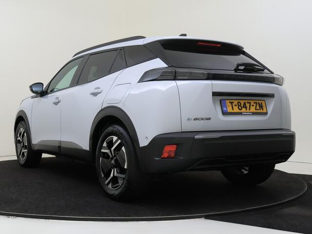 Peugeot e-2008 EV Allure 54 kWh