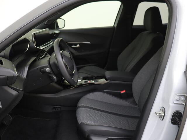 Peugeot e-2008 EV Allure 54 kWh