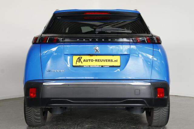 Peugeot e-2008 EV Allure Pack 50 kWh / LED / CarPlay / Navi / 3D Cockpit / Cam