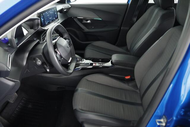 Peugeot e-2008 EV Allure Pack 50 kWh / LED / CarPlay / Navi / 3D Cockpit / Cam