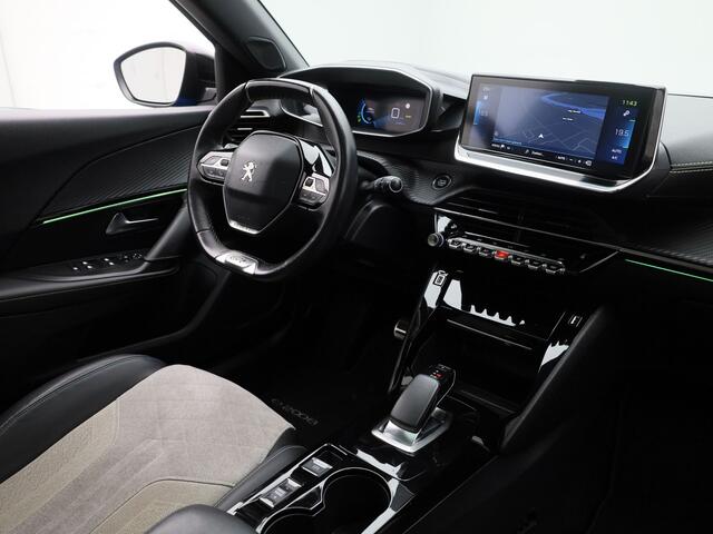 Peugeot e-2008 EV GT 50 kWh | CAMERA | ADAPTIVE | KEYLESS | STOELVERW.