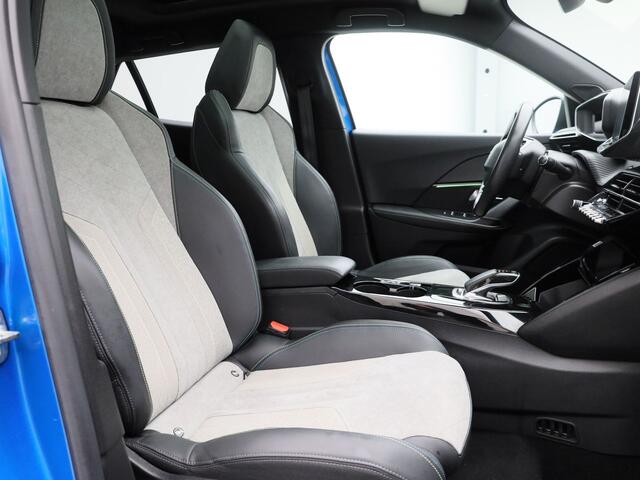 Peugeot e-2008 EV GT 50 kWh | CAMERA | ADAPTIVE | KEYLESS | STOELVERW.