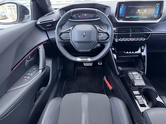 Peugeot e-2008 EV GT 50 kWh Luxe uitvoering