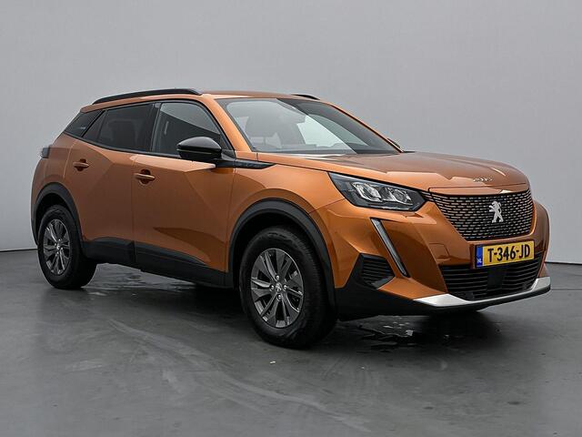 Peugeot e-2008 SUV Style 50 kWh 136PK Automaat | Navigatie via Apple CarPlay / Android Auto | 3-fase laden | Achteruitrijcamera | Climate Control | Cruise Control | Parkeersensoren | Bluetooth | DAB+ radio | Led koplampen | Donker getint glas | 16" lichtmetalen velgen |