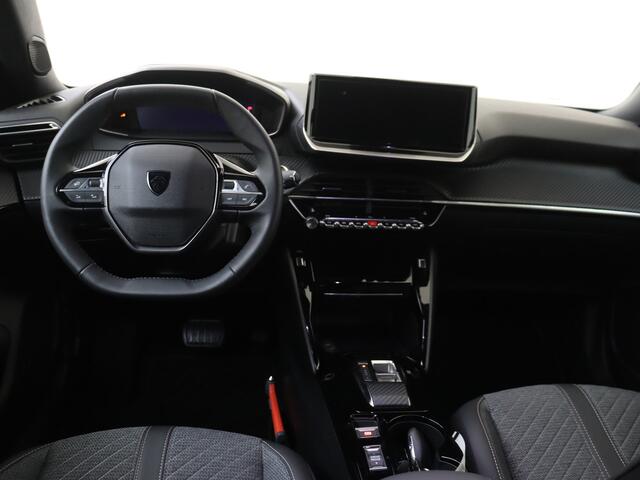 Peugeot e-2008 EV Allure 54 kWh | Elektrisch | Elektrisch verstelbare voorstoelen | Parkeer en regen sensoren | Keyless entry |