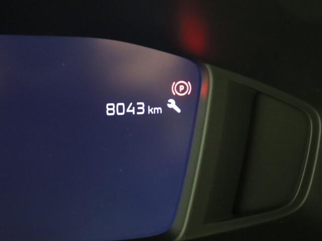Peugeot e-2008 EV Allure 54 kWh | Elektrisch | Elektrisch verstelbare voorstoelen | Parkeer en regen sensoren | Keyless entry |