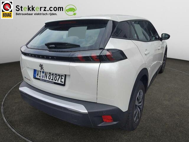 Peugeot e-2008 EV Active 50 kWh