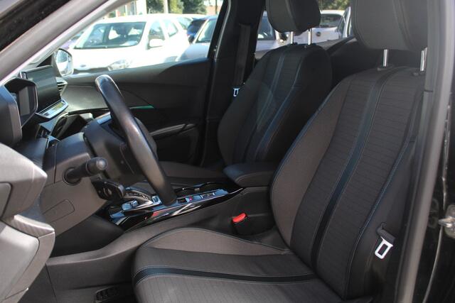 Peugeot e-2008 EV Blue Lease Allure 50 kWh