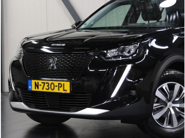 Peugeot e-2008 EV Blue Lease Active 50 kWh 136PK | AUTOMAAT | AppleCarPlay/AndroidAuto | Armsteun | Climate Control | Cruise Control | Camera | FULL LED | Navigatie | Parkeersensoren | Isofix |