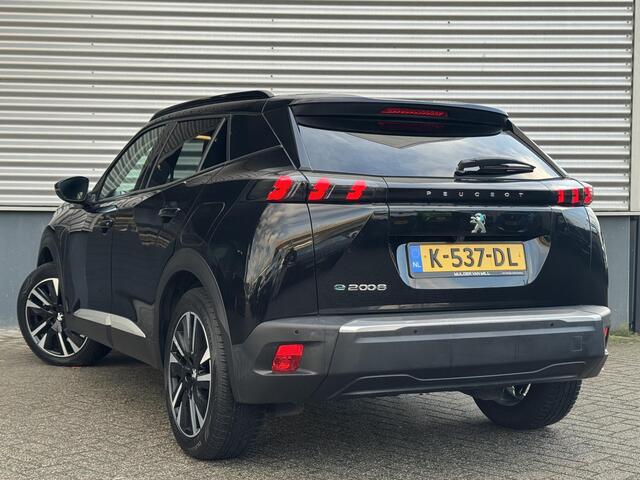 Peugeot e-2008 Allure Pack 50kWh EV 136pk AUTOMAAT | STOELVERW. | CAMERA | NAVI | KEYLESS ENTRY | 18" LM-VELGEN 'BUND'