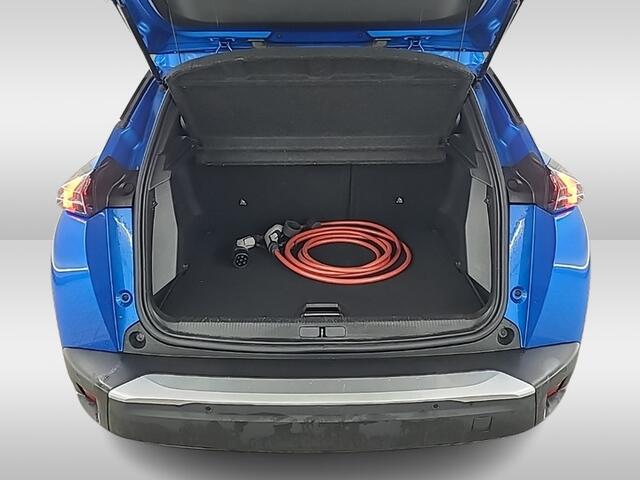 Peugeot e-2008 EV Allure Pack 50 kWh 3-Fase 1e-Eig.& Dealer-Onderh. BOVAG-Garantie. NL-Auto.