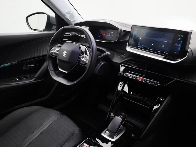 Peugeot e-2008 EV Allure Pack 50 kWh | CAMERA | CARPLAY
