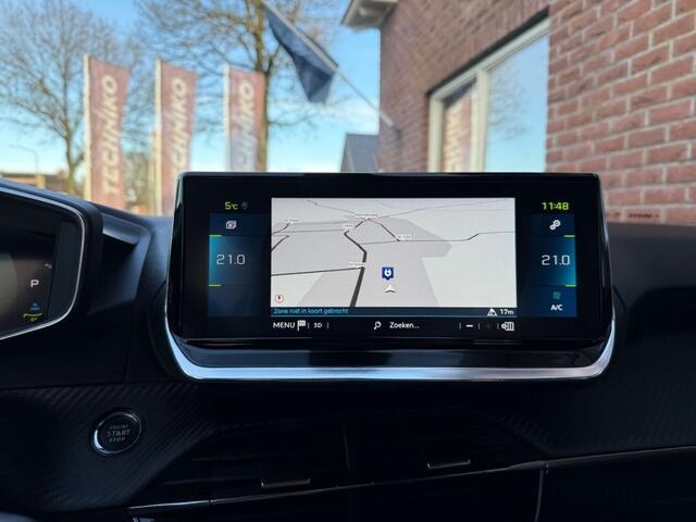 Peugeot e-2008 EV Allure 50 kWh GROOT.NAVI / HALF.LEER / CAMERA / 17 INCH LMV /