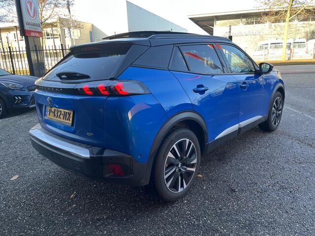 Peugeot e-2008 EV GT Pack 50 kWh // SCHUIF-KANTELDAK // DODEHOEK // LEDER-ALCANTARA // FULL LED // ADAPT. CRUISE // KEYLESS //