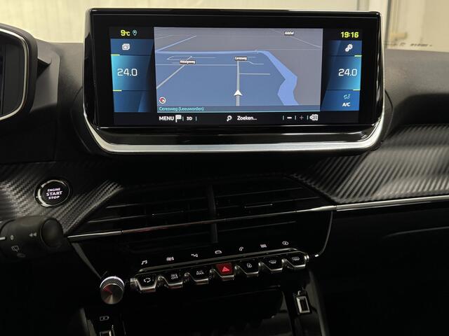 Peugeot e-2008 EV Allure 50 kWh PARELMOER DIGI-DASH CAMERA CARPLAY