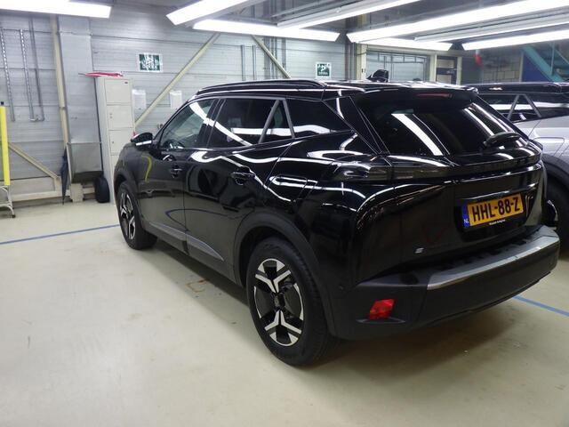 Peugeot e-2008 EV GT Avantage 54 kWh Alcantara interieur