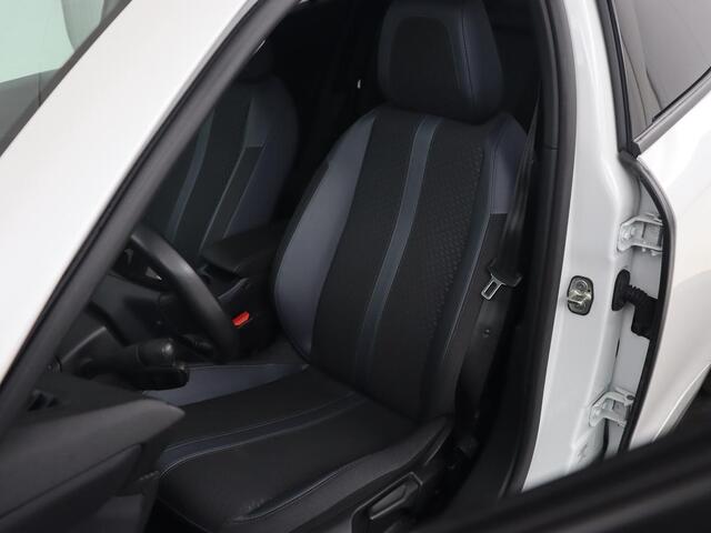 Peugeot e-2008 EV Allure 50 kWh | 3 Fase | Panoramadak | Adaptive cruise | Keyless | Camera | Carplay | Half leder | Navigatie