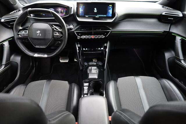 Peugeot e-2008 EV GT 50 kWh TREKHAAK-AFN PANO CARPLAY STOELVER. CRUISE 360-CAMERA HALF-LEER CRUISE CLIMA NAVI 2XPDC 17''LMV