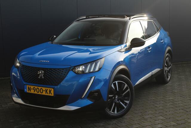 Peugeot e-2008 EV GT Pack 50 kWh | Incl. 12 maanden garantie | Voorstoelen verwarmd | Cruise control | Panorama dak | Airco | Navigatie | Dodehoekdetectie | DAB | Lichtmetalen velgen | Achteruitrijcamera | Parkeersensoren | Climate control | Zwarte hemelbekleding