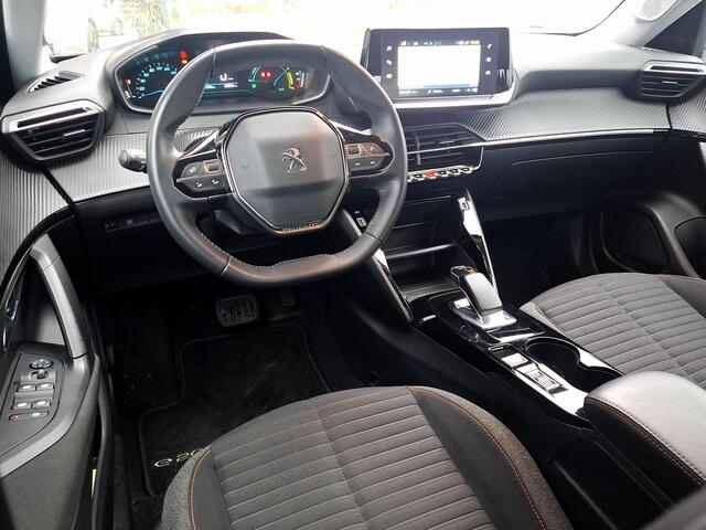 Peugeot e-2008 EV Active Pack 50 kWh | SOH: nnb | Climate | Navi | Cruise Control |