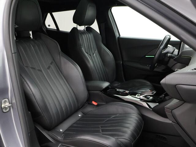 Peugeot e-2008 EV GT 50 kWh + LEDER | SCHUIFDAK | CAMERA | ADAPTIVE CRUISE | STOELVERW. | SFEERVERL.