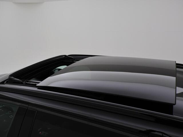 Peugeot e-2008 EV GT 50 kWh + LEDER | SCHUIFDAK | CAMERA | ADAPTIVE CRUISE | STOELVERW. | SFEERVERL.