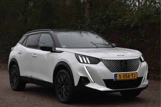 Peugeot e-2008 EV GT-Line 50 kWh | Pano | Camera | Keyless | DAB | Stoelverwarming | Carplay | Full LED