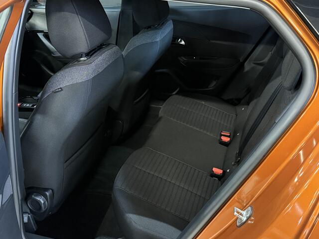 Peugeot e-2008 EV Blue Lease Active 50 kWh | Camera | Navi | LED