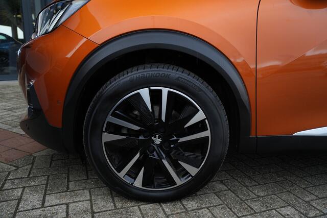 Peugeot e-2008 EV GT Pack 50 kWh 136 pk Navigatie/Stoelverwarming/AdaptieveCruiseControl