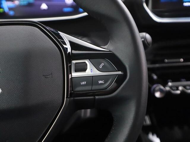 Peugeot e-2008 EV Allure Pack 50 kWh Winterpakket