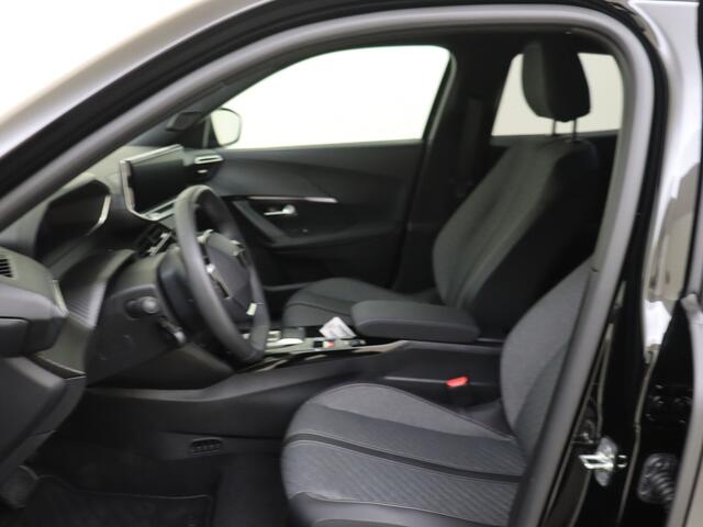 Peugeot e-2008 EV Allure 54 kWh | Navigatie | Carplay | Climate Control |