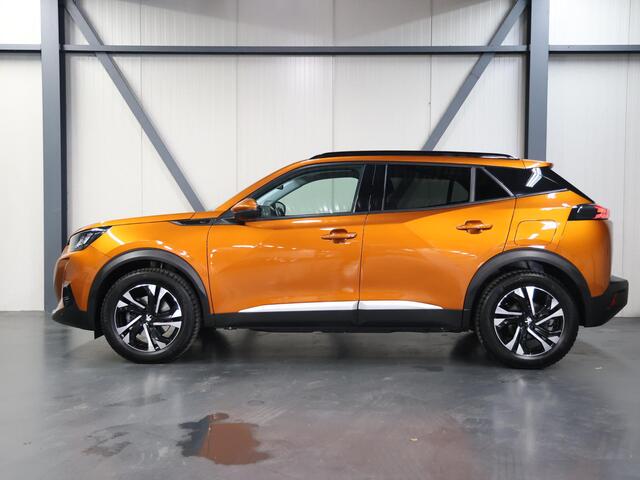 Peugeot e-2008 Allure 50kWh 136PK | 1ste eigenaar | ACCURAPPORT 90% | Camera | LED lampen | LEER/stof | Navigatie | Climate Control | Cruise Control | AUTOMAAT | DAB Radio | Parkeersensoren | Privacy Glass | Isofix |