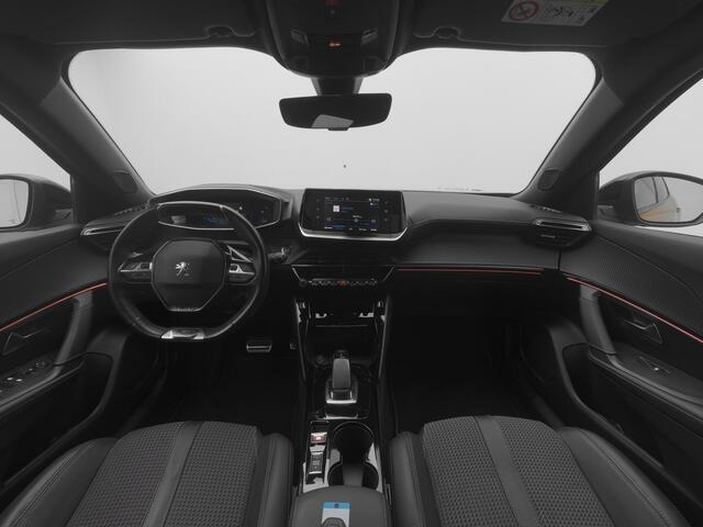 Peugeot e-2008 EV GT 50 kWh | CAMERA | CRUISE