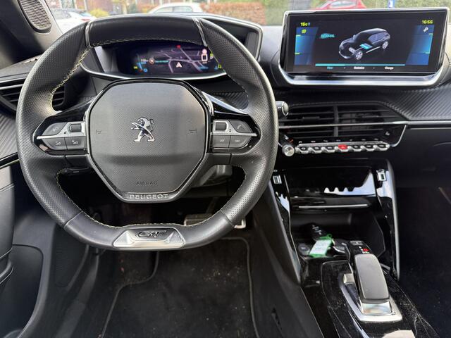 Peugeot e-2008 EV GT 50 kWh Aut. Pano | Camera | Navi & CarPlay