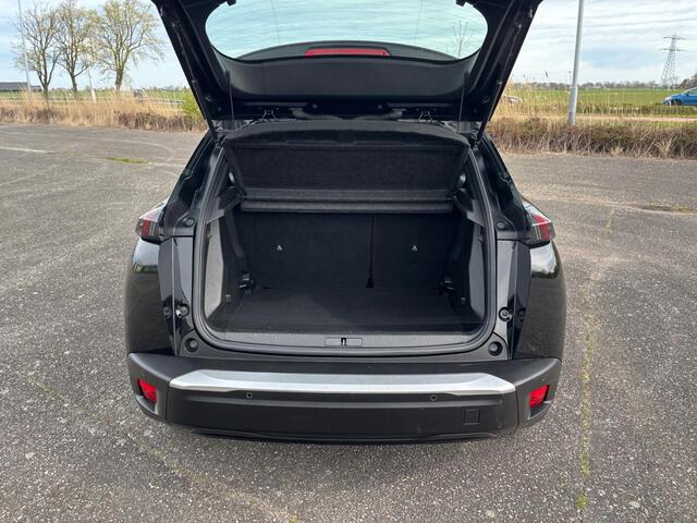 Peugeot e-2008 EV Pack 50 kWh ? SOH 91% ? 3-fase ? LED ? Camera