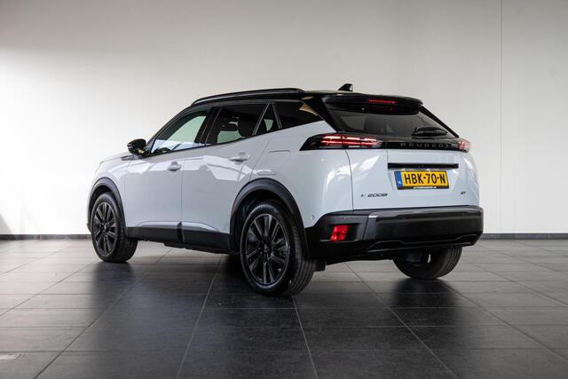 Peugeot e-2008 GT 54 kWh 156PK | Pano | El. stoelen | Alcantara