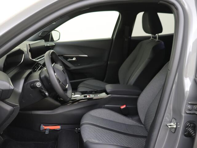 Peugeot e-2008 EV Allure 54 kWh