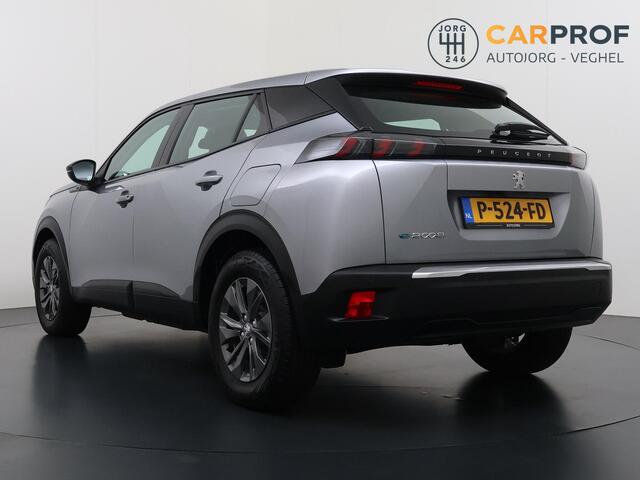 Peugeot e-2008 EV Active Pack 50 kWh Camera | Navigatie | Cruise | Dealer onderhouden |