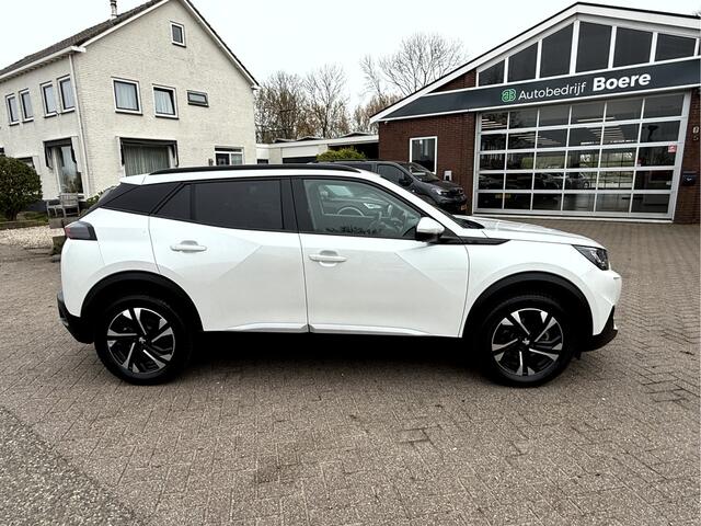 Peugeot e-2008 EV Allure 50 kWh Fase 3, Trekhaak, Camera