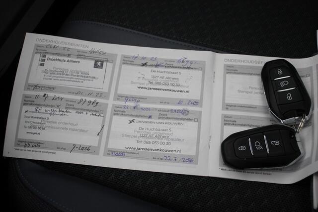 Peugeot e-2008 Allure 50 kWh - Digital Cockpit, Panorama, Carplay, Camera, Navi, Cruise, Stoelverw. SOH 87,8%