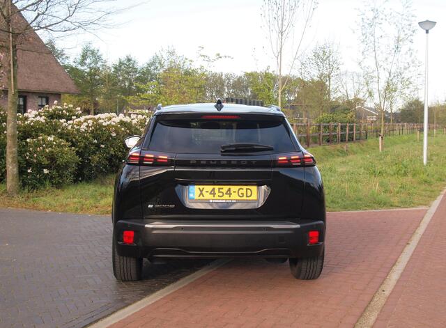 Peugeot e-2008 EV Allure 54 kWh | SOH 95% | Camera | Apple Carplay | Cruise Control | NL-Auto |