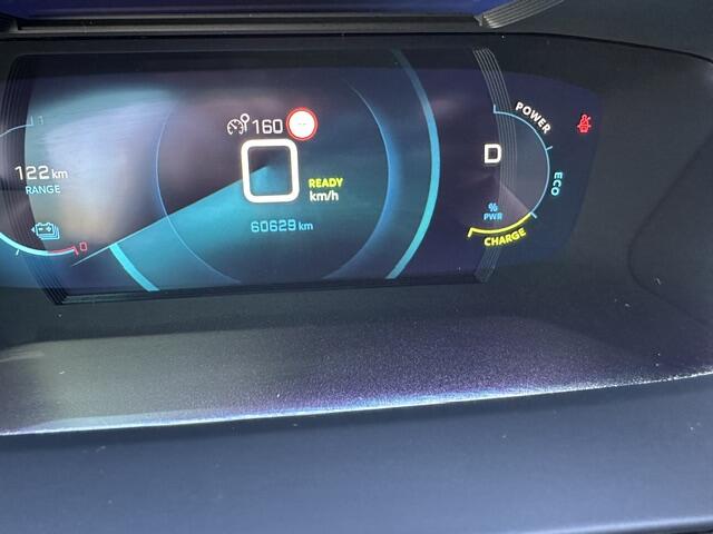 Peugeot e-2008 EV Allure 50 kWh