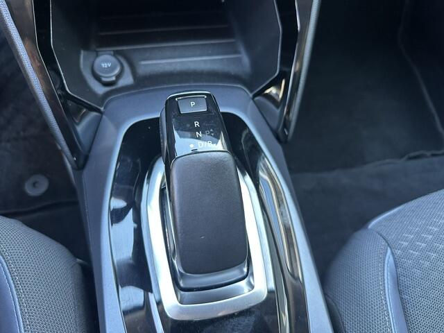 Peugeot e-2008 EV Allure 50 kWh