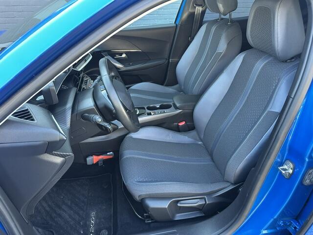 Peugeot e-2008 EV Allure 50 kWh