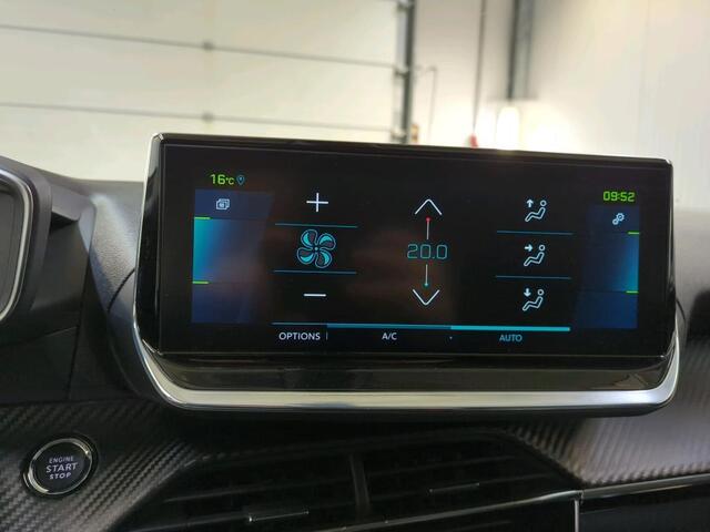 Peugeot e-2008 EV Allure Pack 50 kWh | 46.700 KM | Pack Drive | 3D Navigatie | Stoelverwarming | WORDT VERWACHT