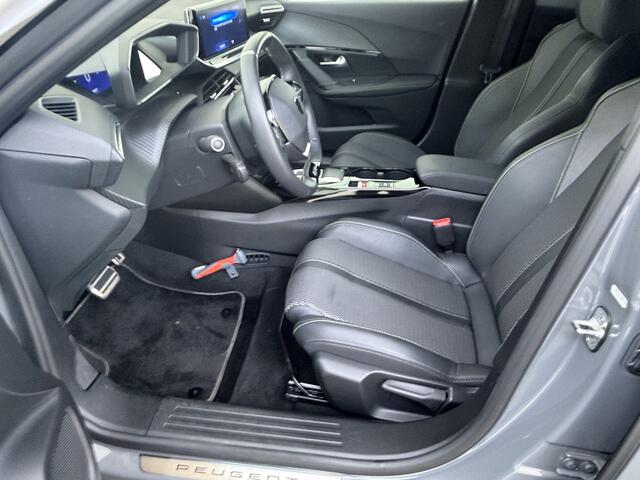 Peugeot e-2008 EV GT 54 kWh P4