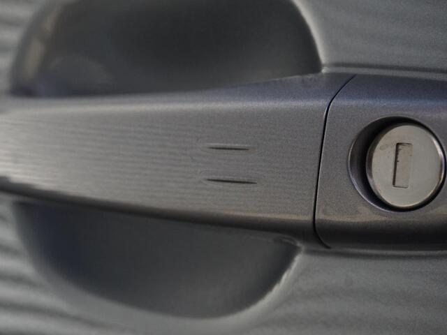 Peugeot e-2008 EV GT Avantage 54 kWh 360 Camera